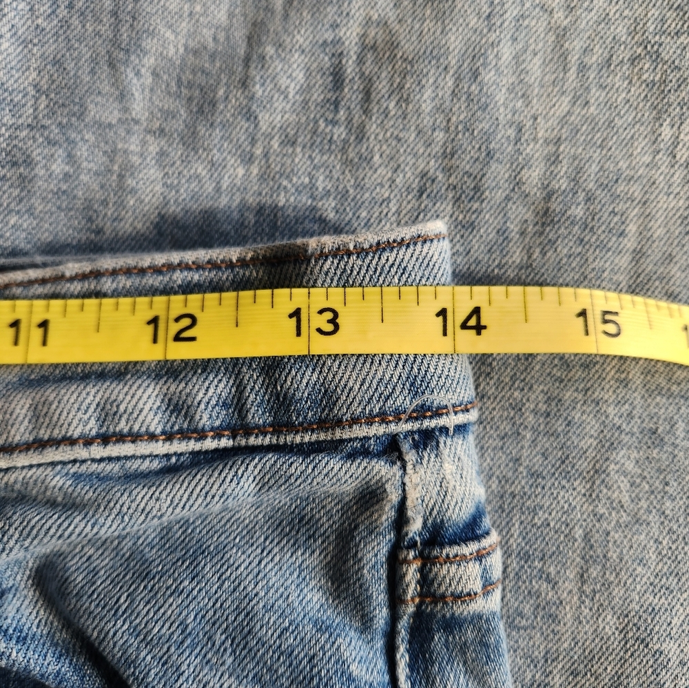MOTHER Fly Tomcat Roller Jeans In Crashing Wash 28 - Picture 7 of 12